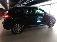 MERCEDES-BENZ EQA  250+ 2025