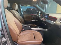 MERCEDES-BENZ GLB Serisi 200 AMG 7G-DCT 2024
